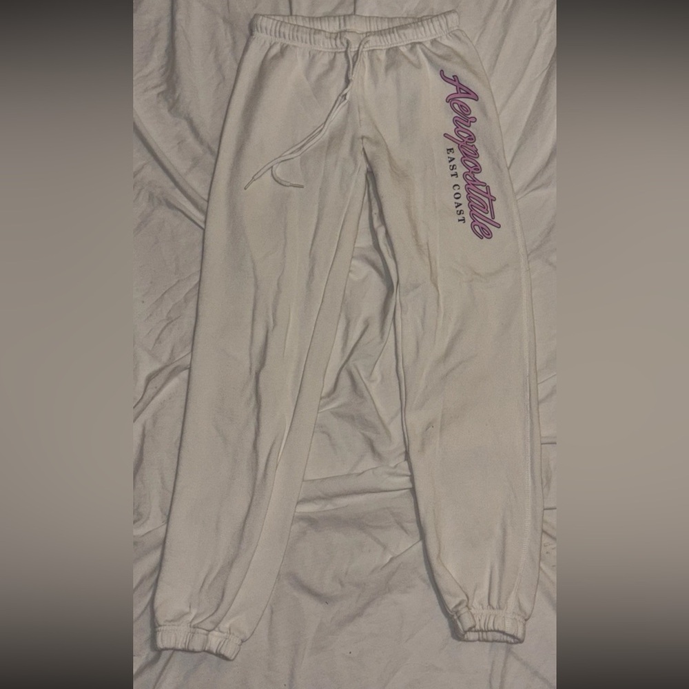 Aeropostale Y2K Spellout Sweat Pants Woman’s Size XS Tapered Leg Trendy Casual